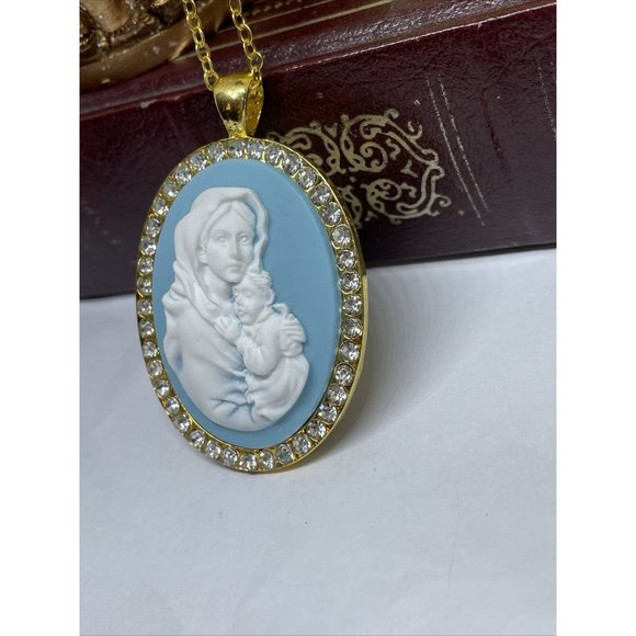 Anniversary mom Gift Blue White Wedding Jesus Cameo Mother Child Gold Crystal - Picture 6 of 9
